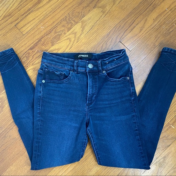 Express High Rise Legging Jeans - Picture 2 of 5